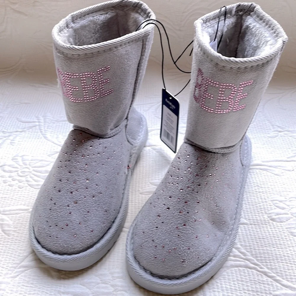 Bebe Rhinestone Logo Faux Fur Gray Microsuede Lined Pull-On Boot